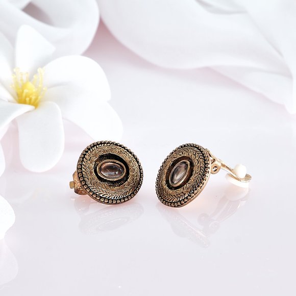 Ralph Lauren Clip On Earrings, Designer Vintage Earrings - Picture 6 of 9